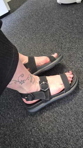 Customer photo review of HappySandals Helsinki