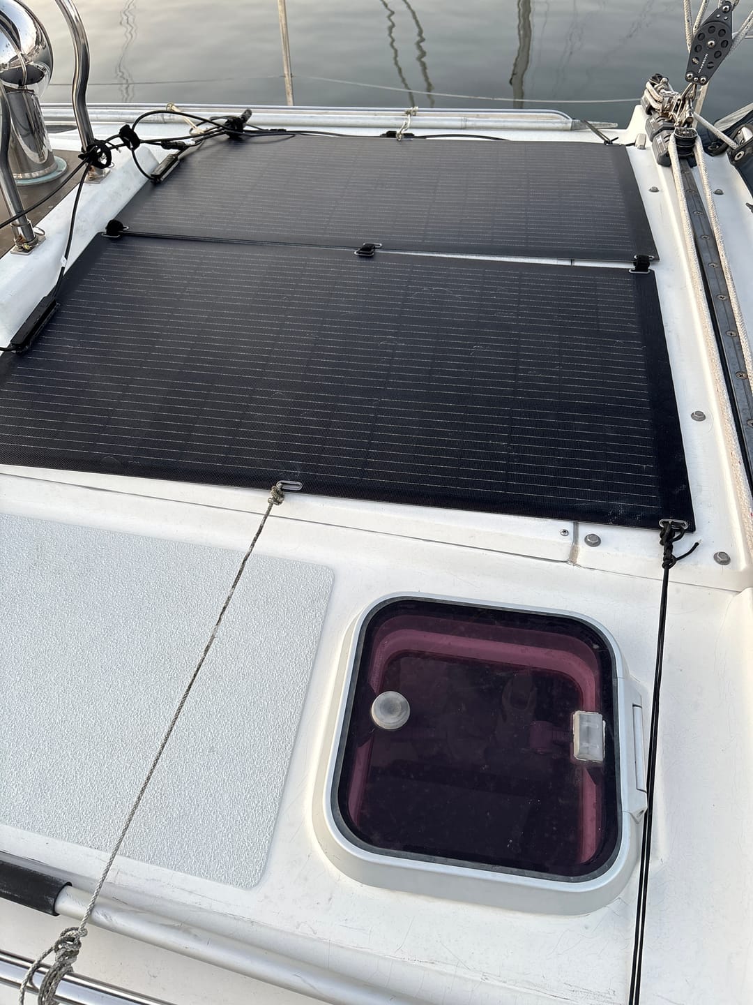 Customer photo review of ALLPOWERS SF100 Monocrystalline Flexible Solar Panel 100W