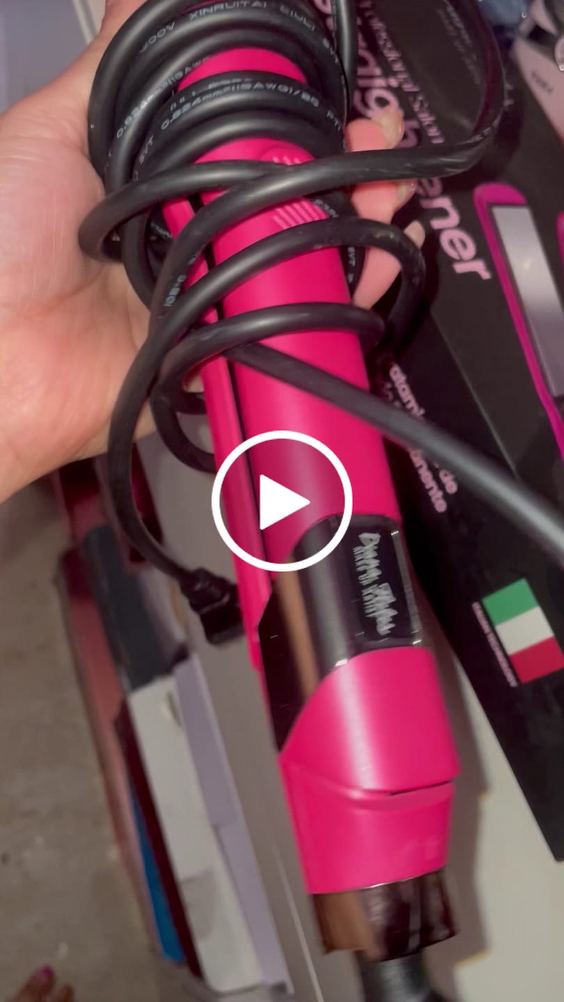 Customer video review of Plancha Profesional Titanium con Tecnología Italiana Diana Fletes
