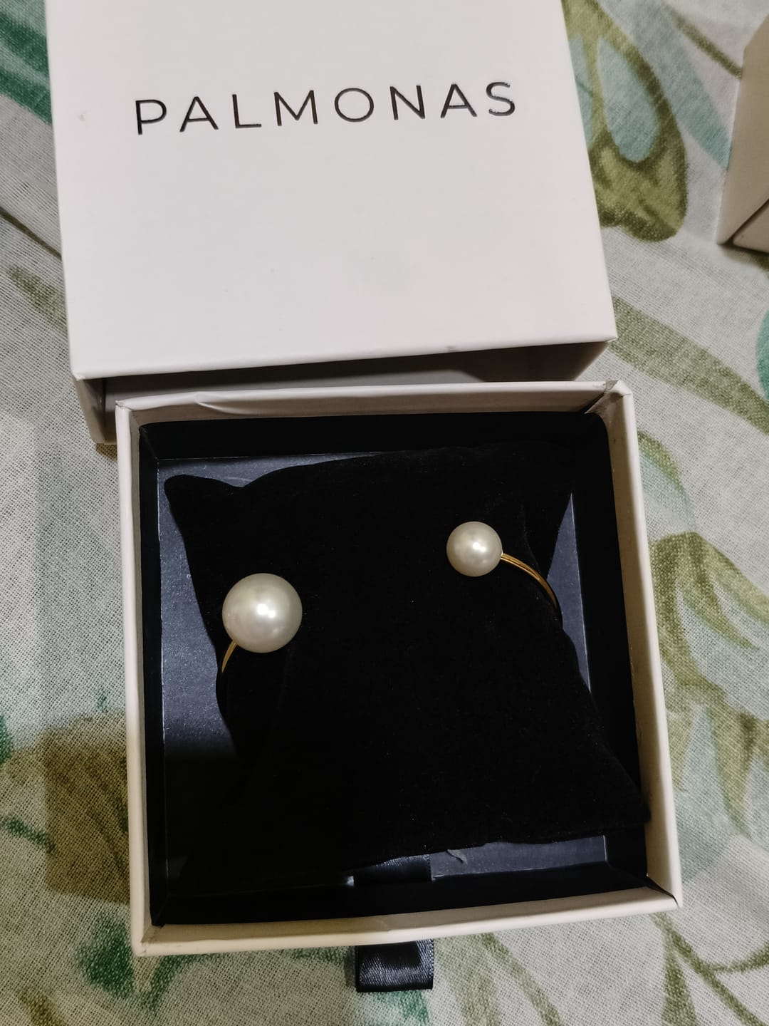 Customer photo review of Pearl Cuff Bangle Bracelet