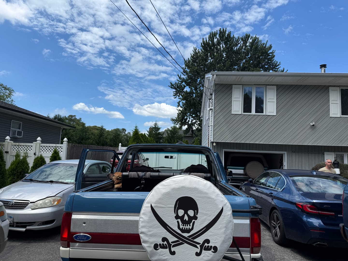 Customer photo review of Jolly Roger Pirate Skull and Swords Spare Tire Cover