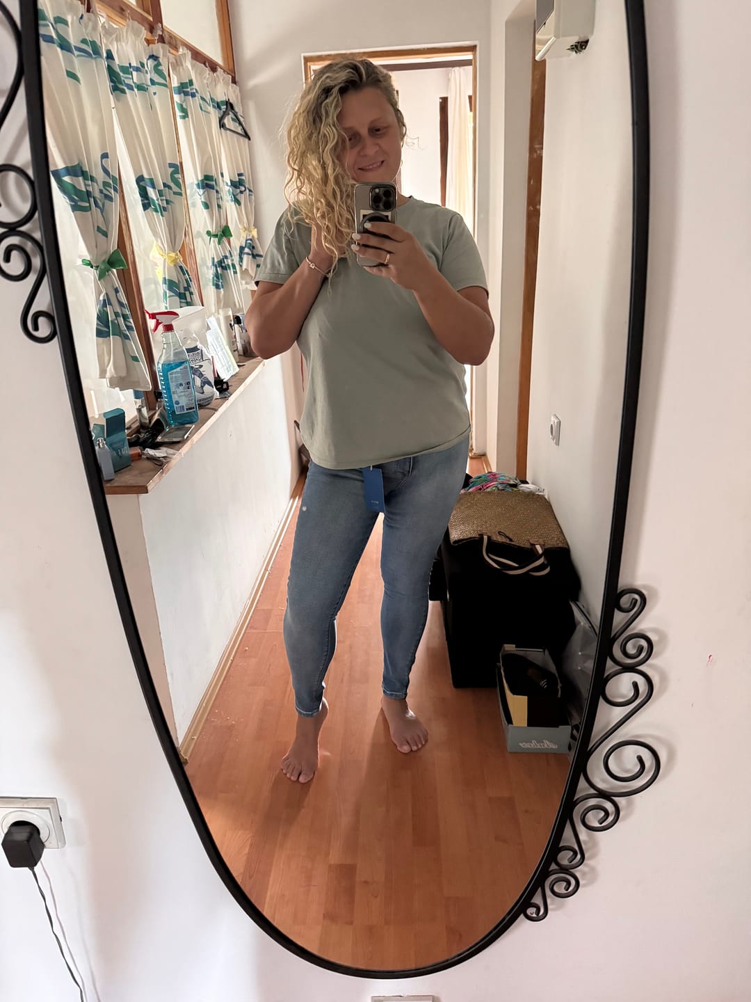 Customer photo review of Svetle farmerke dubokog struka sa push-up efektom 512/5