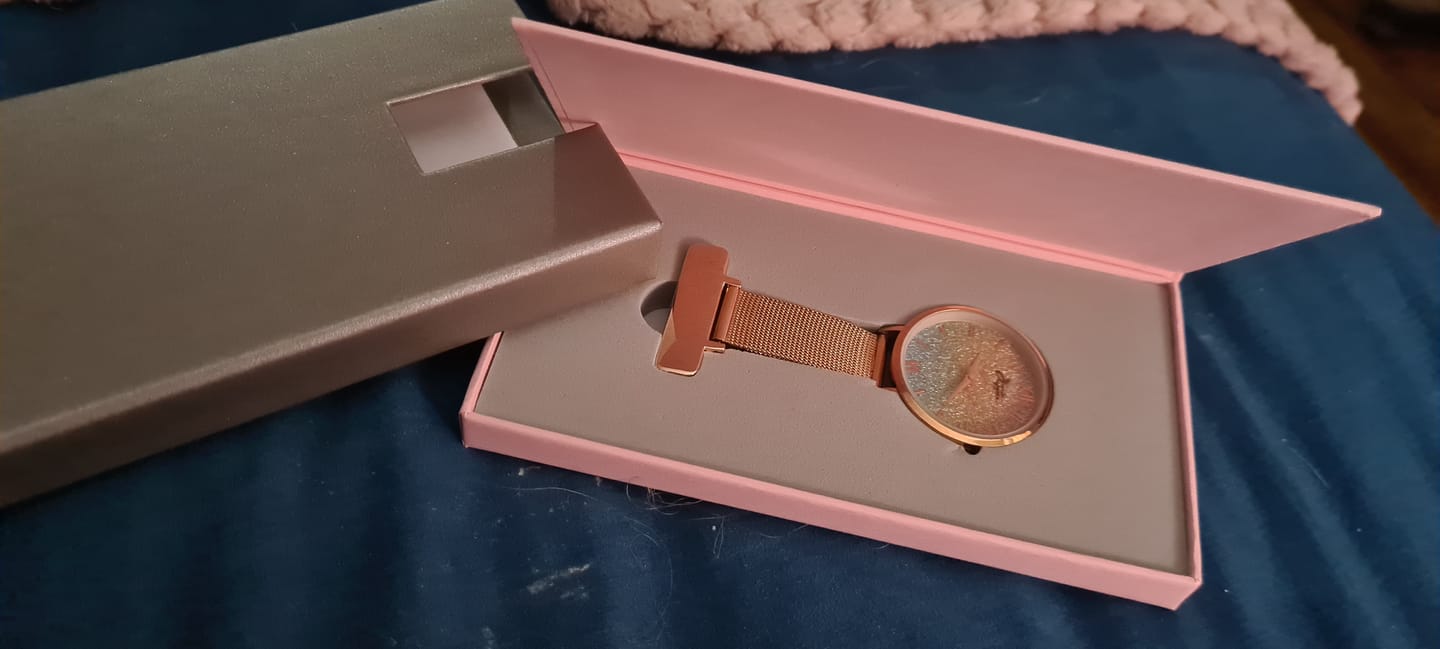 Customer photo review of Aurora Glitter Rainbow/Rose Gold Mesh Fob 35
