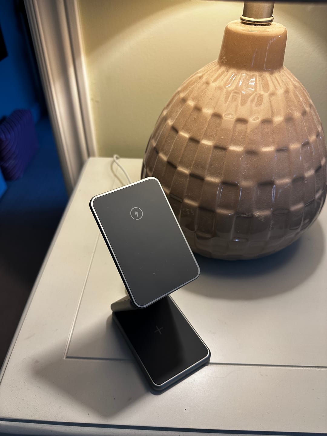 Customer photo review of MagFold Pro Qi2