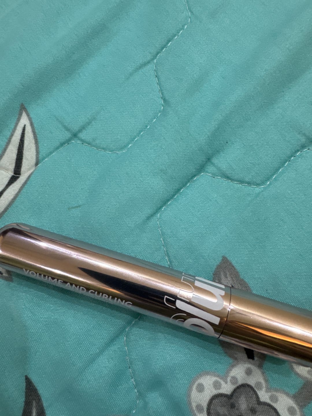 Customer photo review of O.TWO.O CLEAR CRYSTAL BERRY LIP GLOSS
