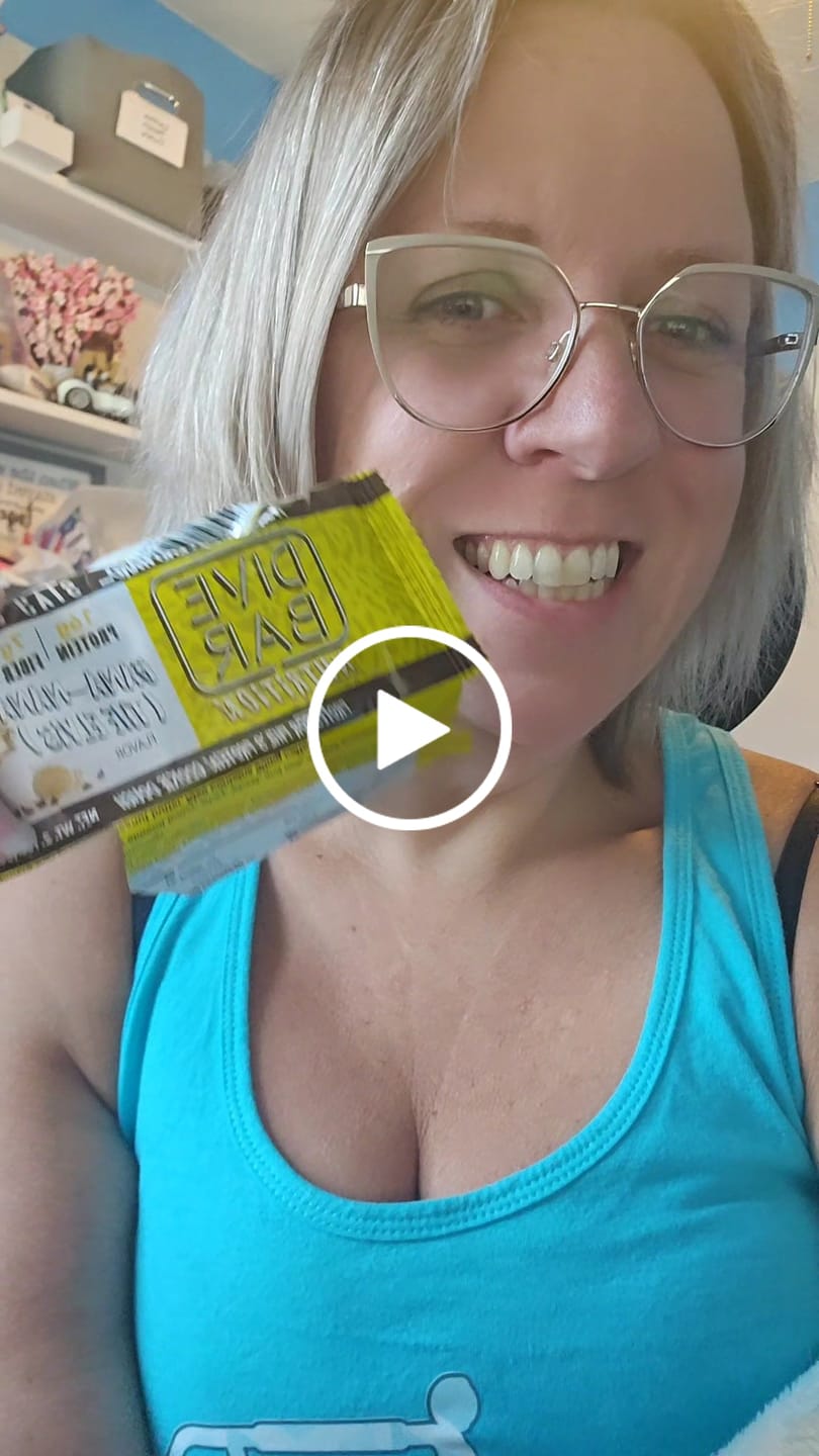 Customer video review of BANANA CHIP - 6 BARS