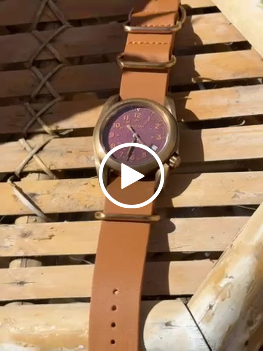 Customer video review of VOYAGER - 100M Waterproof Bronze Automatic Field Watch | Red