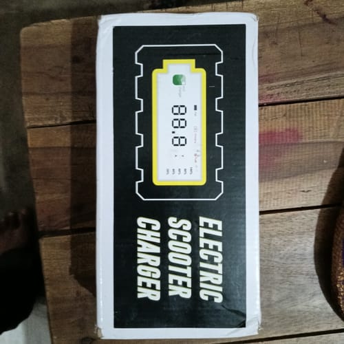 Customer photo review of 48V 3A Charger for Lead Battery | Electric Scooter Charger for 4 Battery of 12V 10AH-30AH Lead Battery
