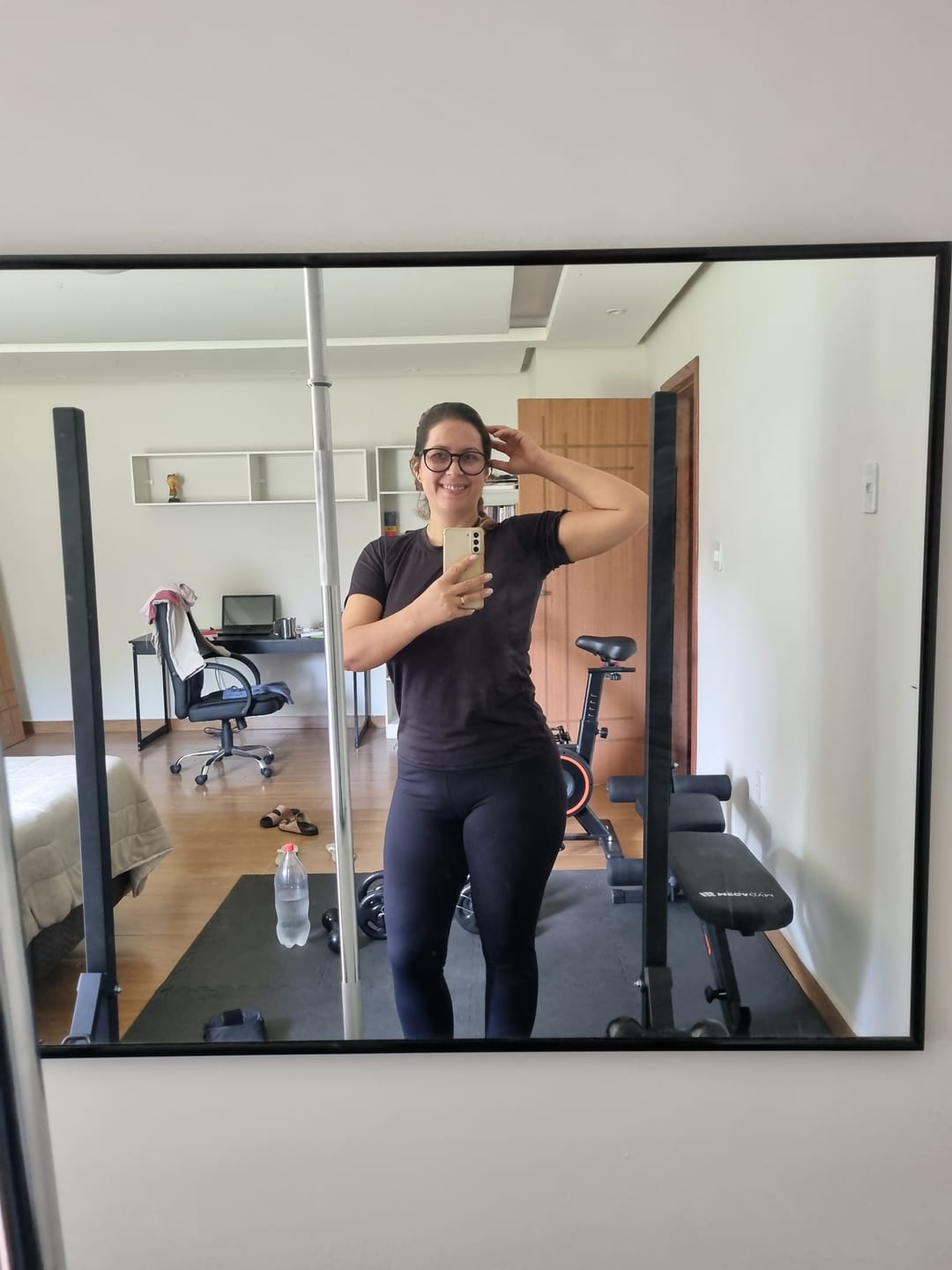 Customer photo review of Banco Regulável 10x1 com Cadeira Extensora + Scot + Rack Agachamento
