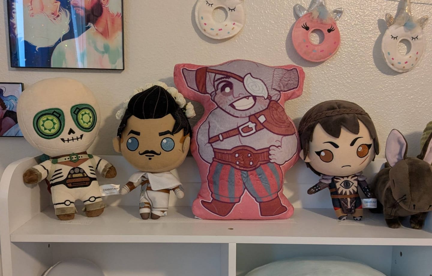 Customer photo review of Dragon Age: The Veilguard - Manfred Collector's Plush