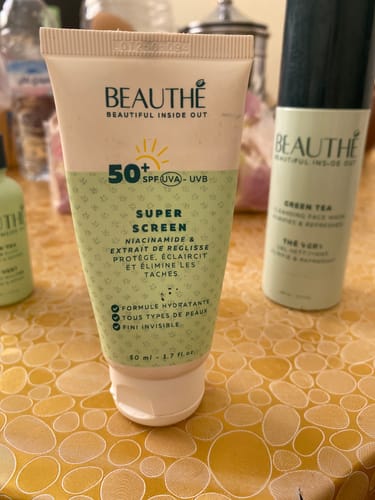 Customer photo review of Super Screen - SPF 50+