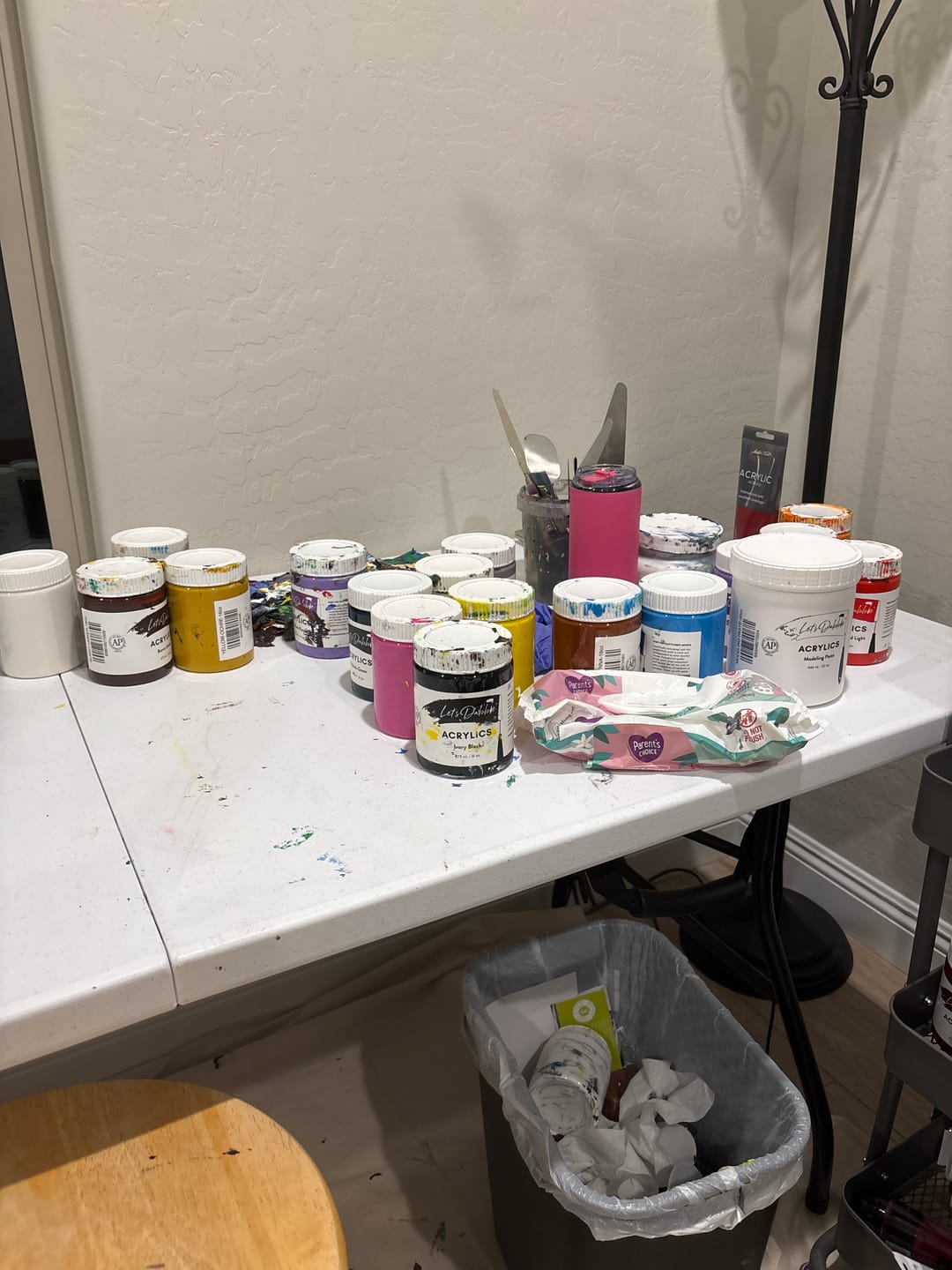 Customer photo review of Phthalo Green 16 oz | Thick & Creamy Acrylic Paints for Artists | DabblePaints™