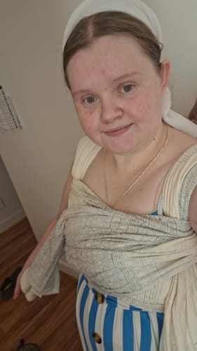Customer photo review of Prima Shades of Blue Tri-blend Woven Wrap by Didymos