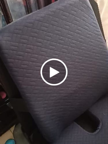 Customer video review of Rall- Portable Tailbone Cushion