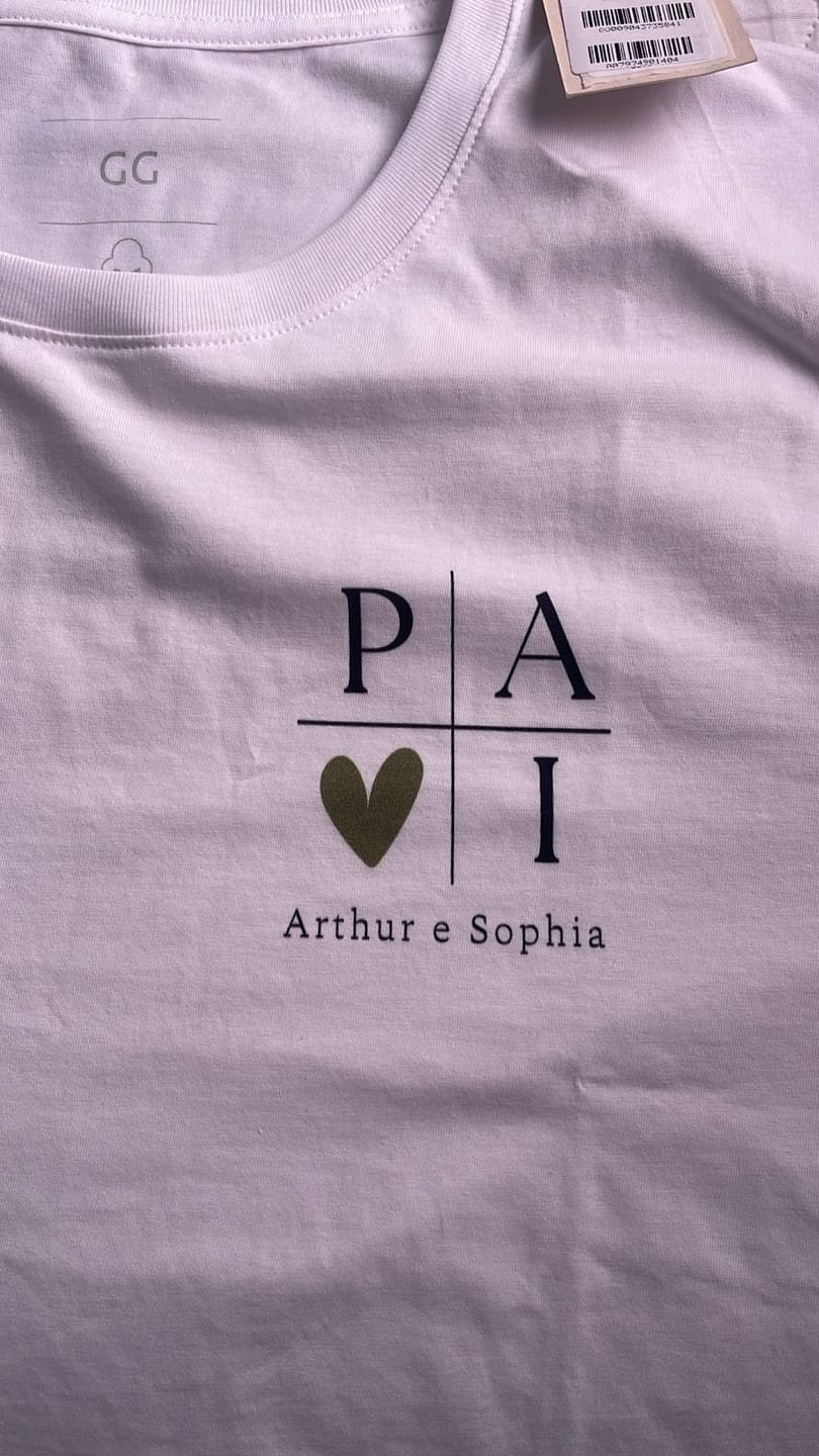 Customer photo review of Camiseta Personalizada PAI MINIMALISTA - Algodão Peruano
