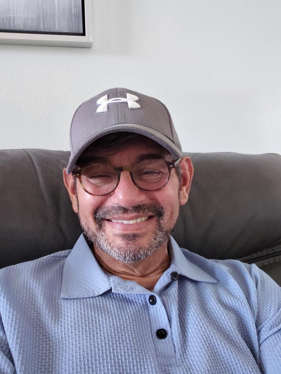 Customer photo review of Capri - Men's Ultra Comfortable Polo Shirt