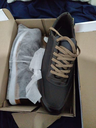 Customer photo review of Tenis de Piel Artesanales Hombre Toronto - Shedrón