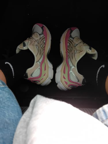 Customer photo review of Viral - Asics