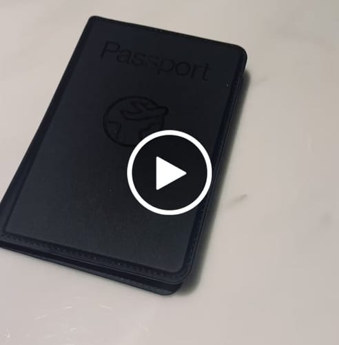 Customer video review of SPOTMINDERS. Tracking card