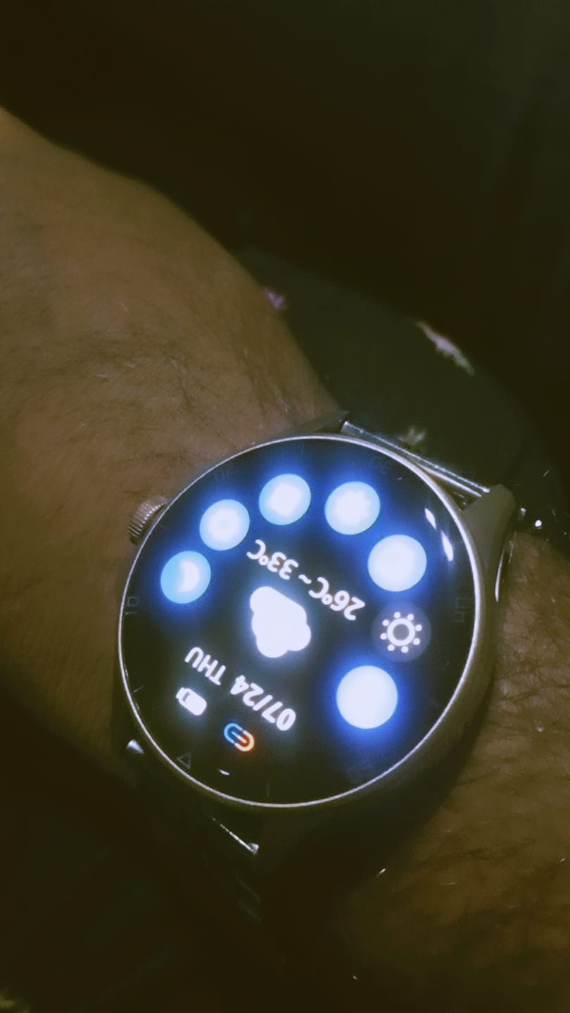 Customer photo review of Ace Chain Smartwatch + Silicon Strap
