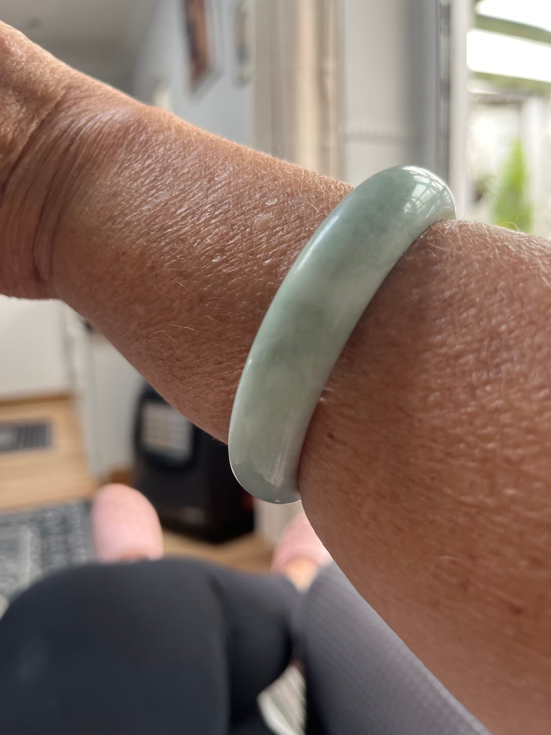 Customer photo review of Buddha Stones Natural Jade Prosperity Bangle Bracelet