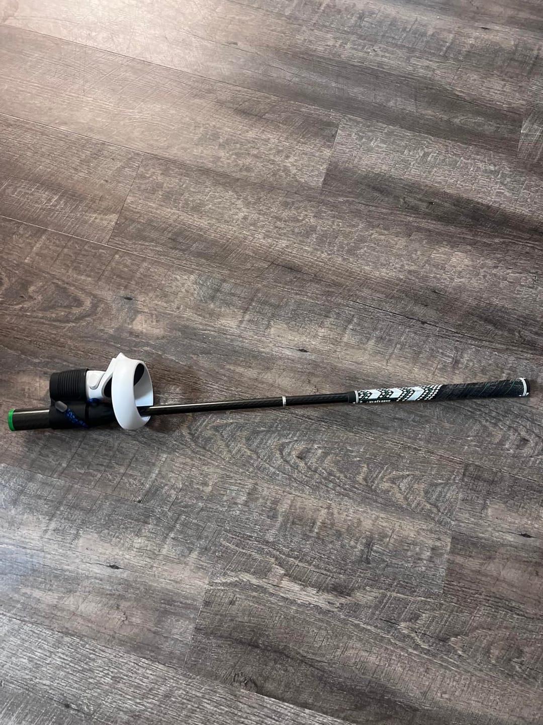 Customer photo review of DriVR Elite -  Adjustable VR Weighted Golf Club Handle Accessory - Compatible with Quest 2, 3/3s, and Pro