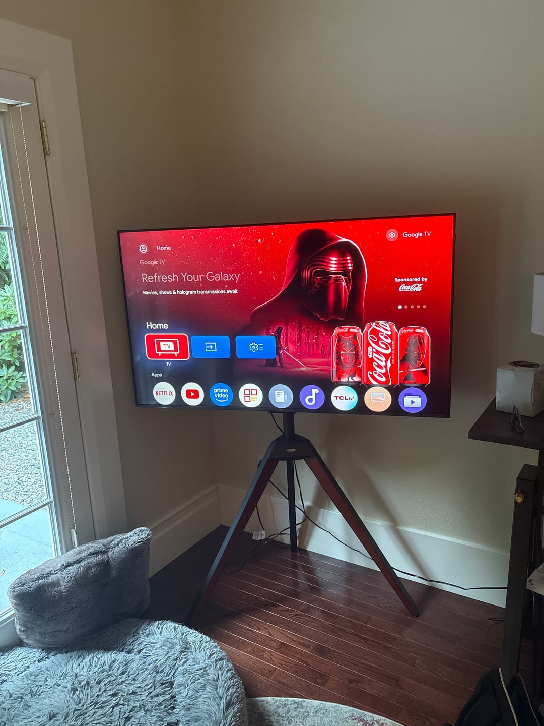Customer photo review of Picasso FT65 TV Stand