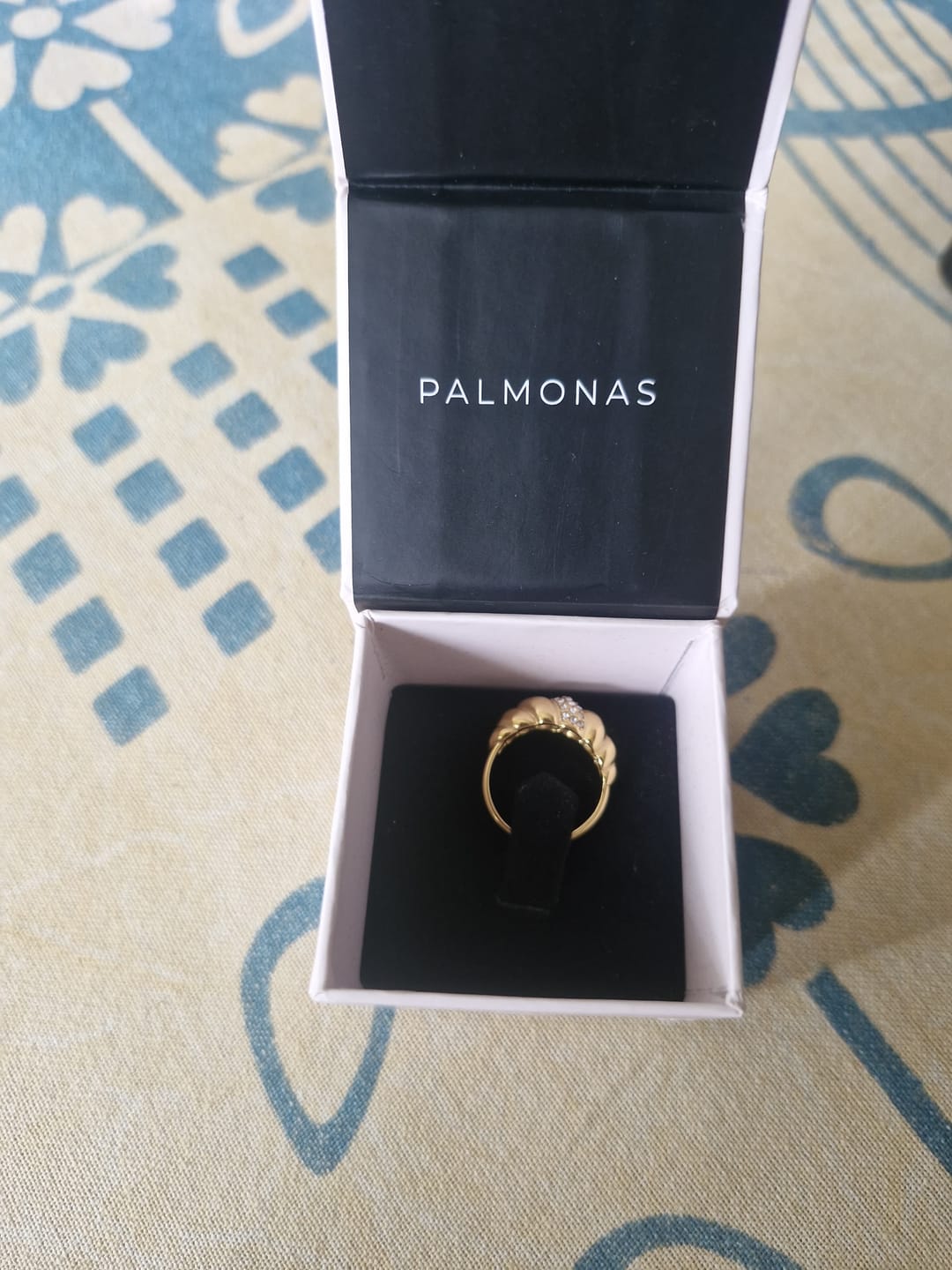 Customer photo review of Zirconia Croissant Gold Ring
