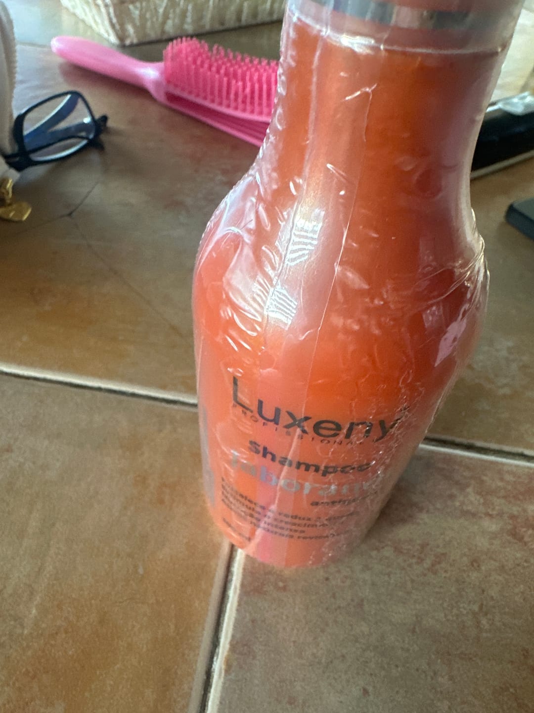 Customer photo review of Shampoo Reconstrucción Vita Hair 300 ml