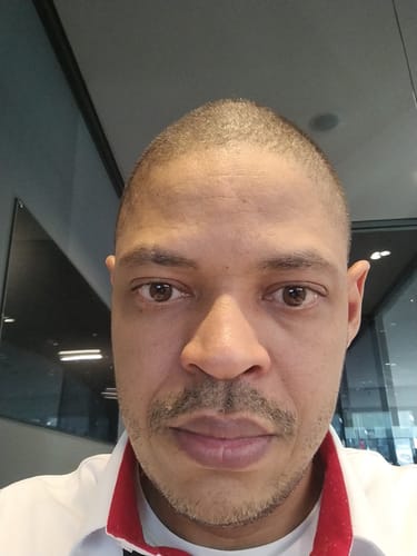 Customer photo review of Lentes de Contato Air Optix Plus HydraGlyde