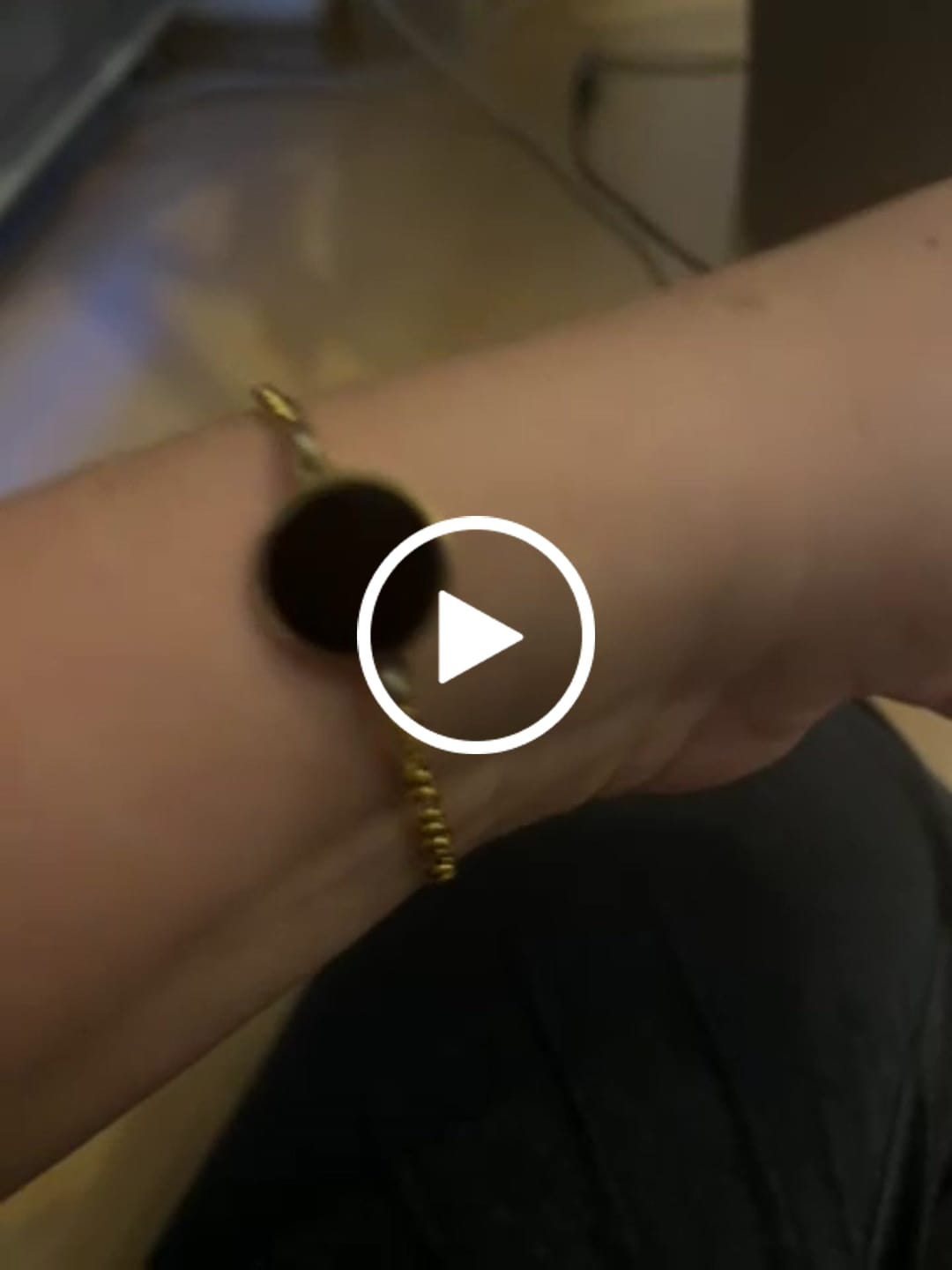 Customer video review of Obsidian Starterset - Halskette & Armband + Gratis E-Book