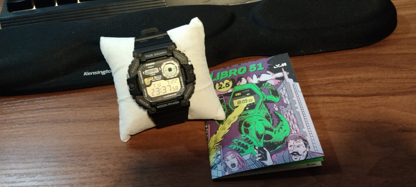 Customer photo review of Reloj Casio Vintage WS-1700H-1AV Tide Graph Moonphase