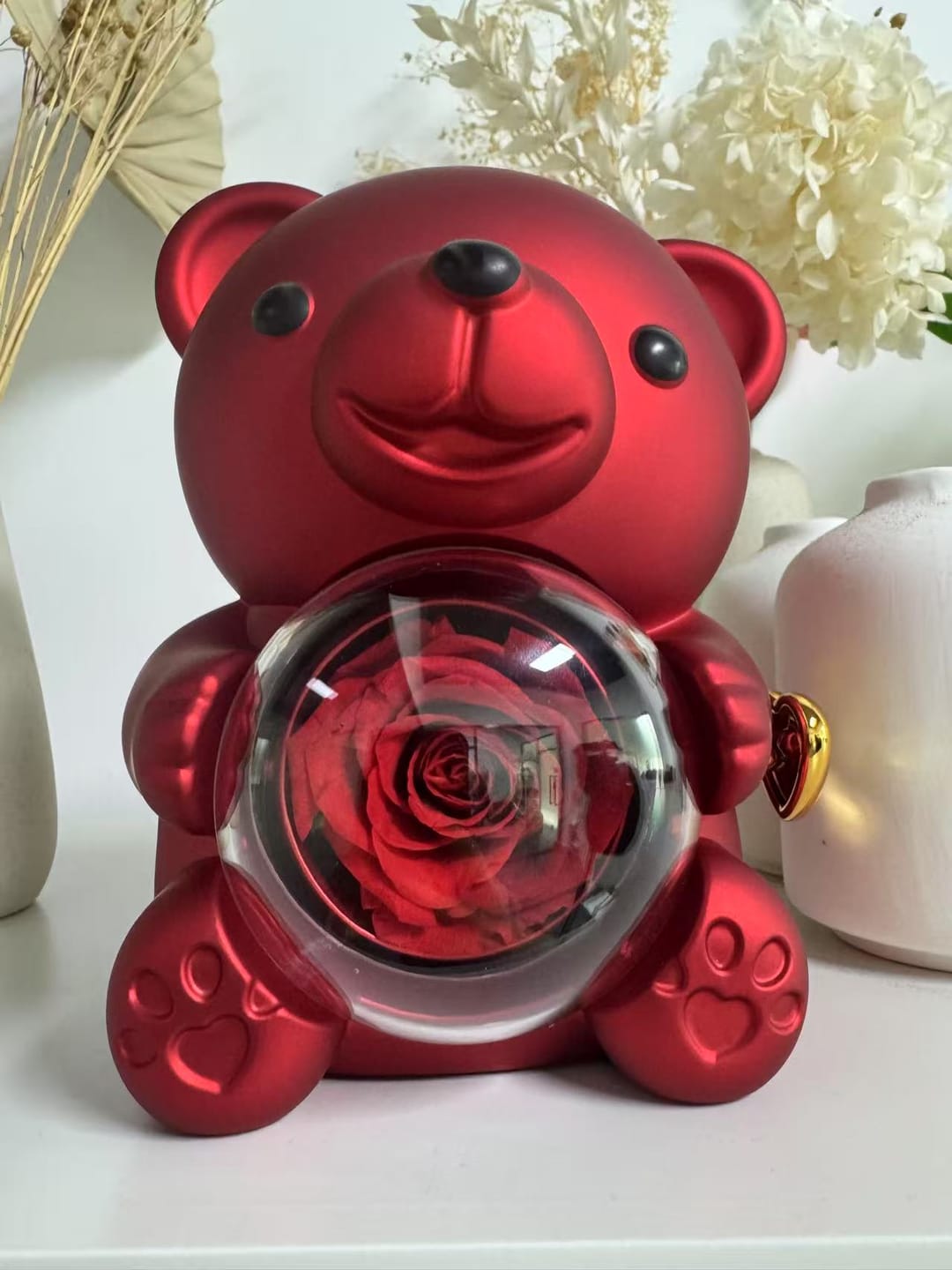 Customer photo review of Eternal Rose Bear – Personalized Necklace & Real Preserved Rose