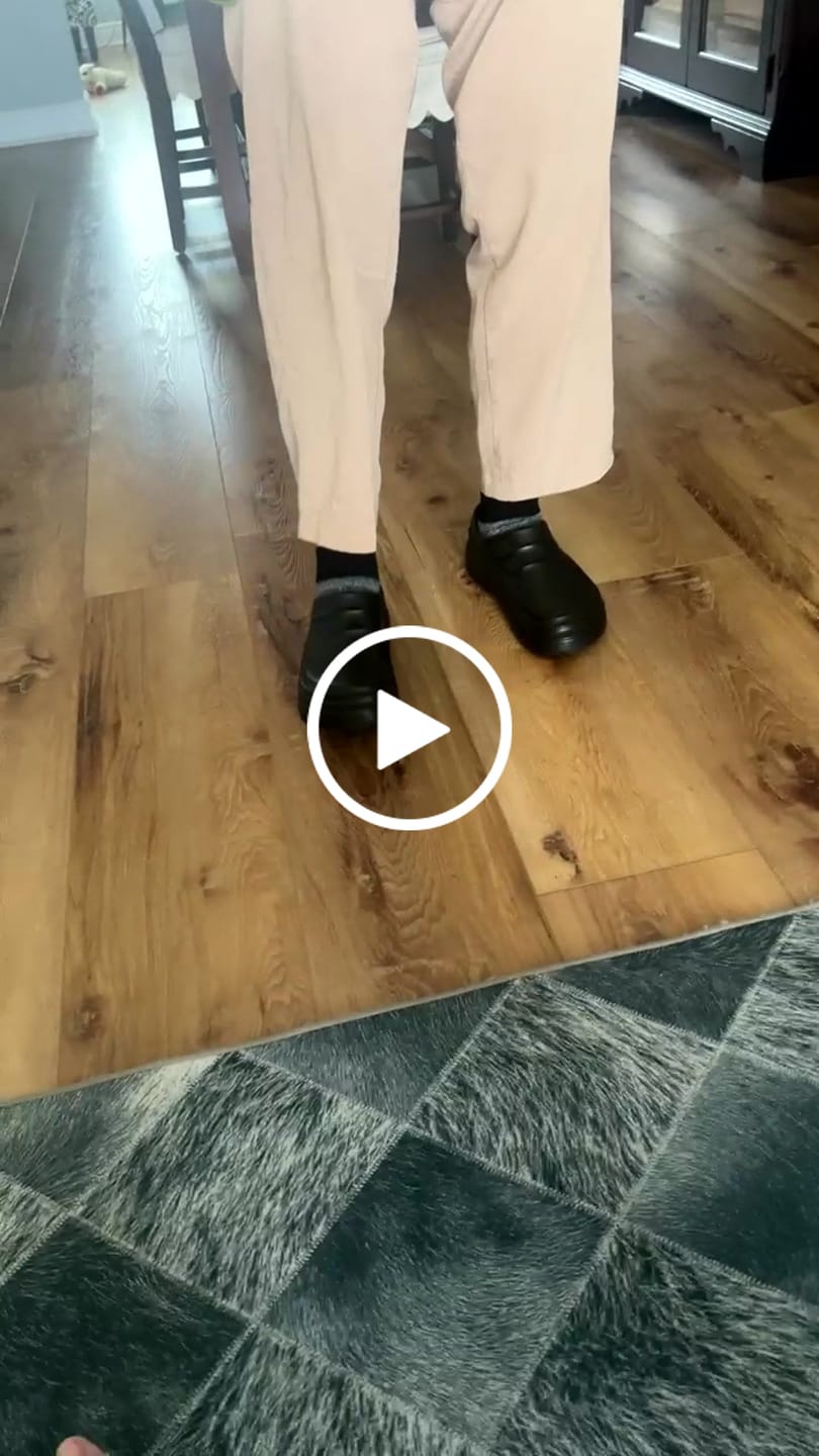 Customer video review of Torrey Classic - Healthy & Non-Slip Comfort Clogs
