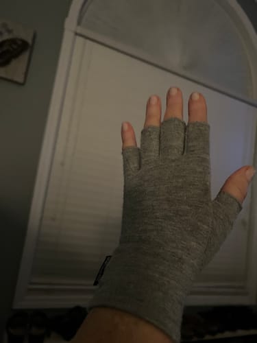 Customer photo review of Premium Onecompress™ Gloves