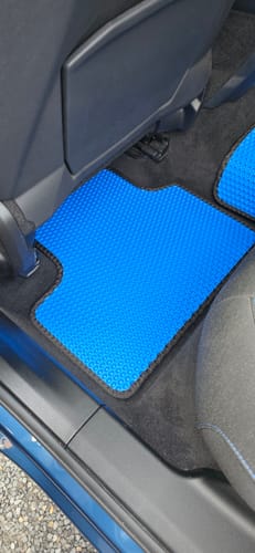 Hans M. review of E-Auto Fußmatten nach Maß - Komplettset image 4 out of 5