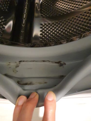 Customer photo review of GLASSGUARD® Miracle Mould Removal Gel