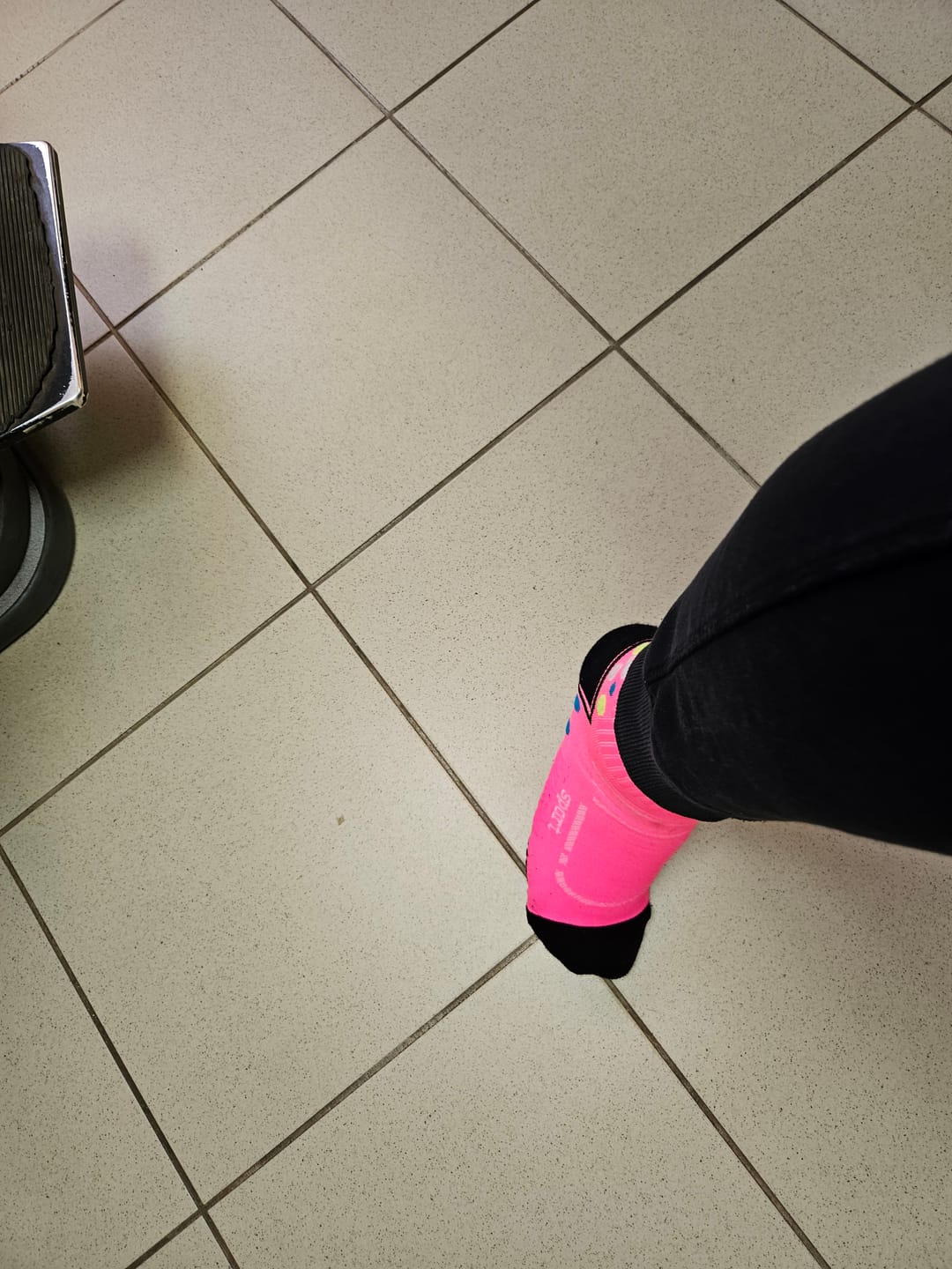 Customer photo review of Calcetin Runner de compresion EVOLRUN Rose