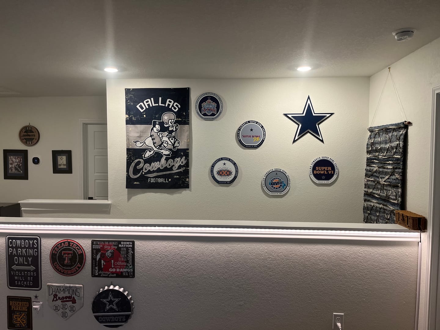 Customer photo review of Dallas Cowboys "STAR" 3D Vintage Metal Wall Art