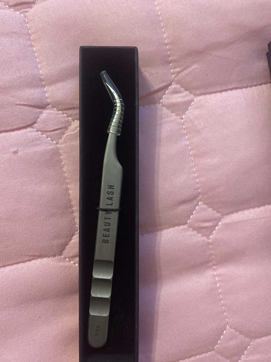 Customer photo review of Classic Tweezer Nº 03