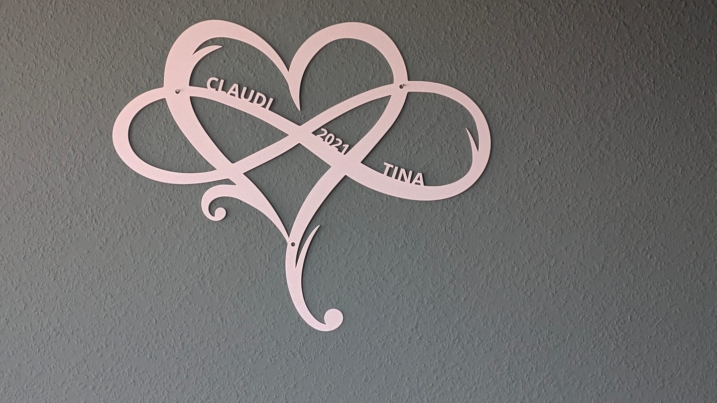 Customer photo review of Infinity Herz mit Wunschtext aus edlem Stahl (personalisierbar)