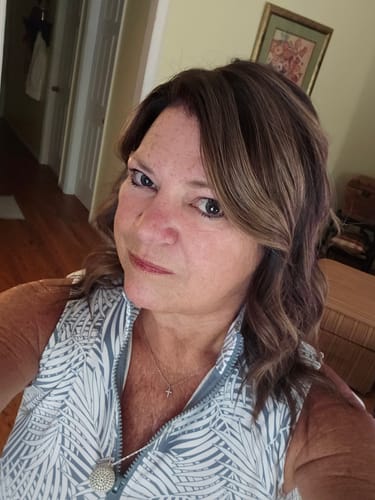 Customer photo review of Weightless Shampoo & Conditioner Set
