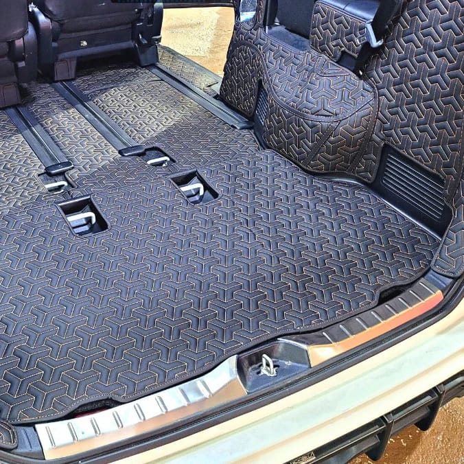 Customer photo review of Classic Stitching Flat Cargo Liner - Essential Protection