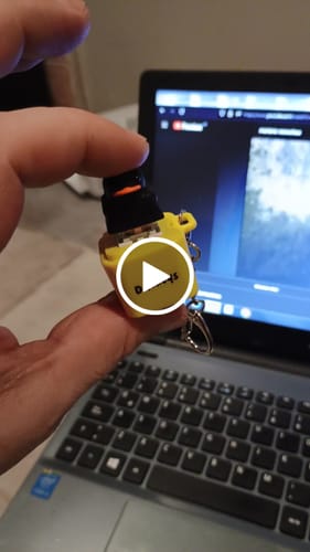 Customer video review of Quackey - Fidget Toy that Quacks!