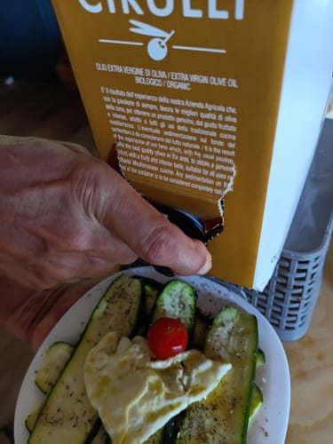 Customer photo review of Bag in box di olio extravergine Biologico • 5 Litri