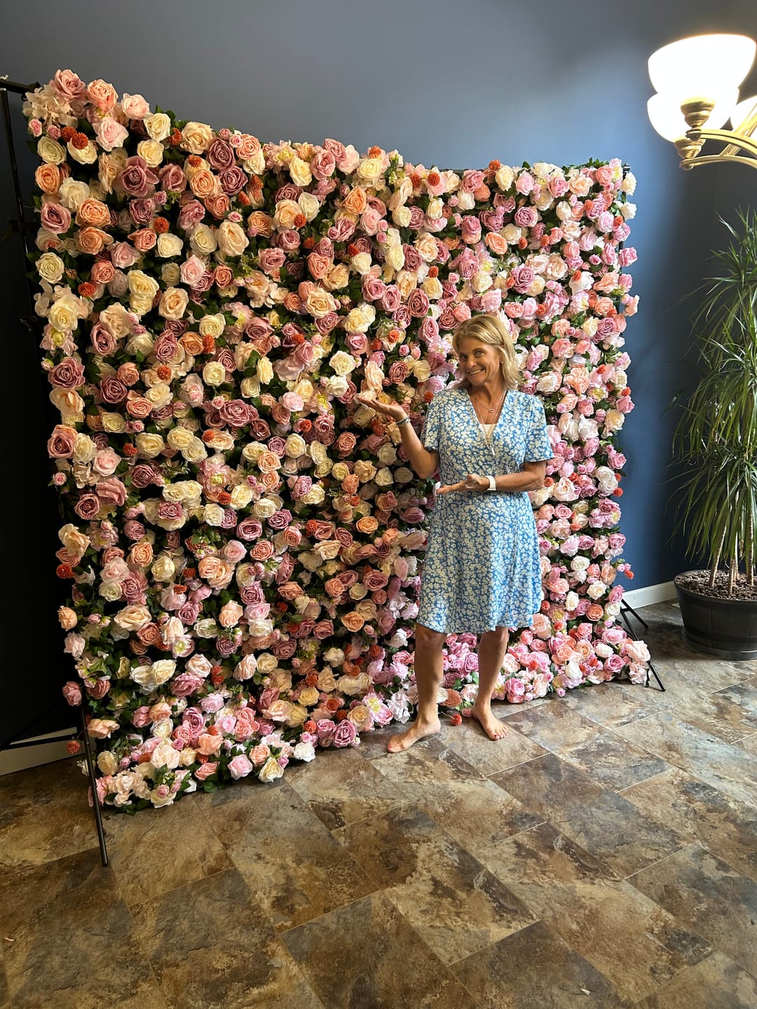 Customer photo review of Ali Flowers 5D Silk Rose Flower Panel Backdrop Wedding Stage Decorative Curtain Artificial Flower Wall ALFWL009