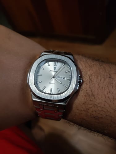 Customer photo review of Lucky Fours® Brone