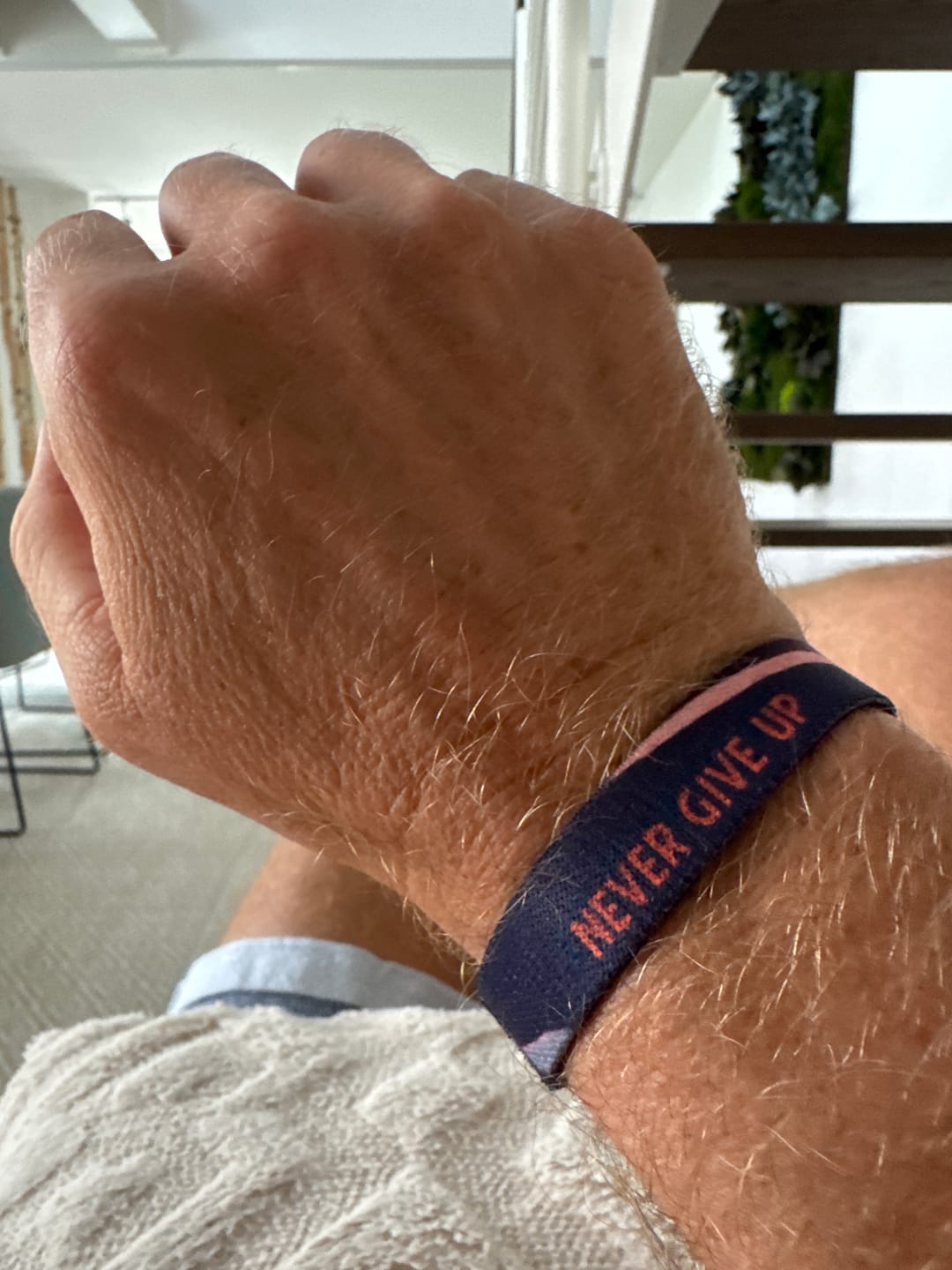 Customer photo review of Never Give Up - Elastisches Armband