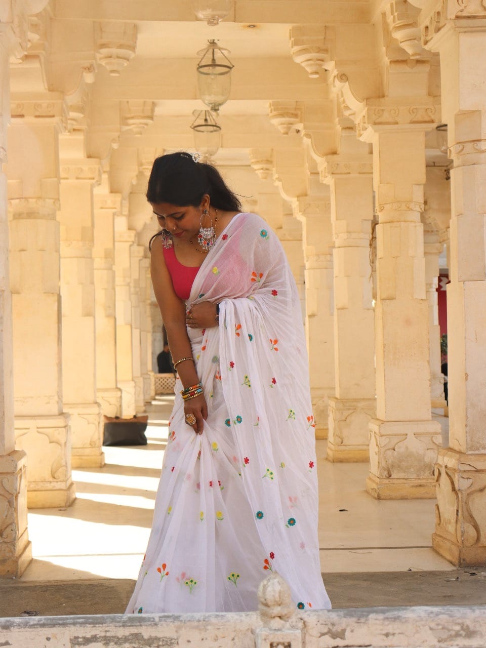 Customer photo review of White Embroidered Mulmul Cotton Saree
