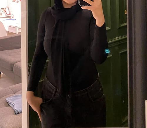 Customer photo review of Round Neck Seamless Sculpt